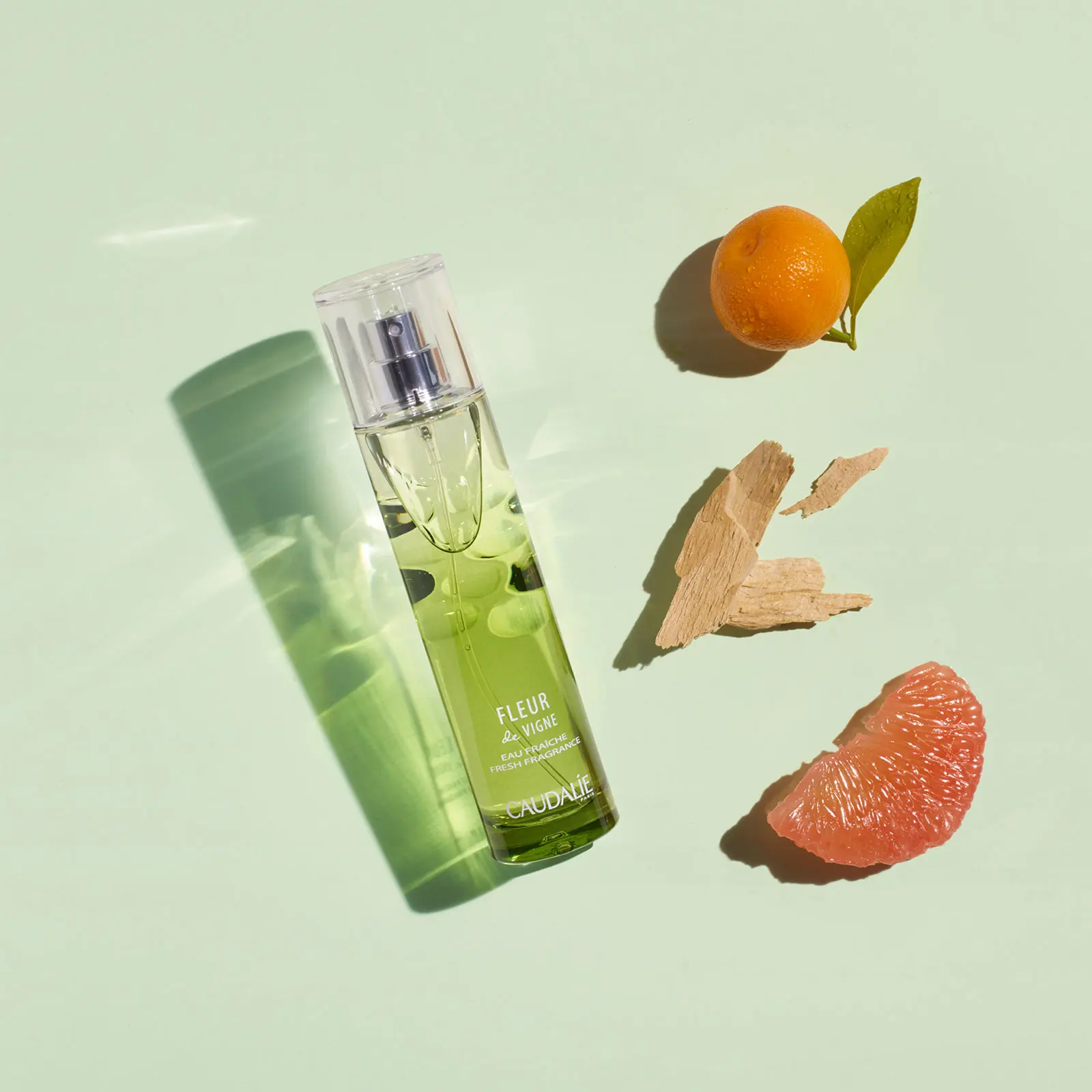 Caudalie Fleur De Vigne Fresh Fragrance 50ml 1.6fl.oz 4 Caudalie Fleur De Vigne Fresh Fragrance 50ml 1.6fl.oz - Image 2