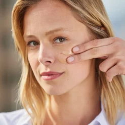 Isdin Fotoultra Age Repair Color Spf50 Tinted Facial Sunscreen 50ml 1.7fl.oz 6 Isdin Fotoultra Age Repair Color Spf50 Tinted Facial Sunscreen 50ml 1.7fl.oz -Ly-skin Sales Store LySkin Isdin fotoultra age repair color spf50 tinted facial sunscreen 50ml ISD00143 2