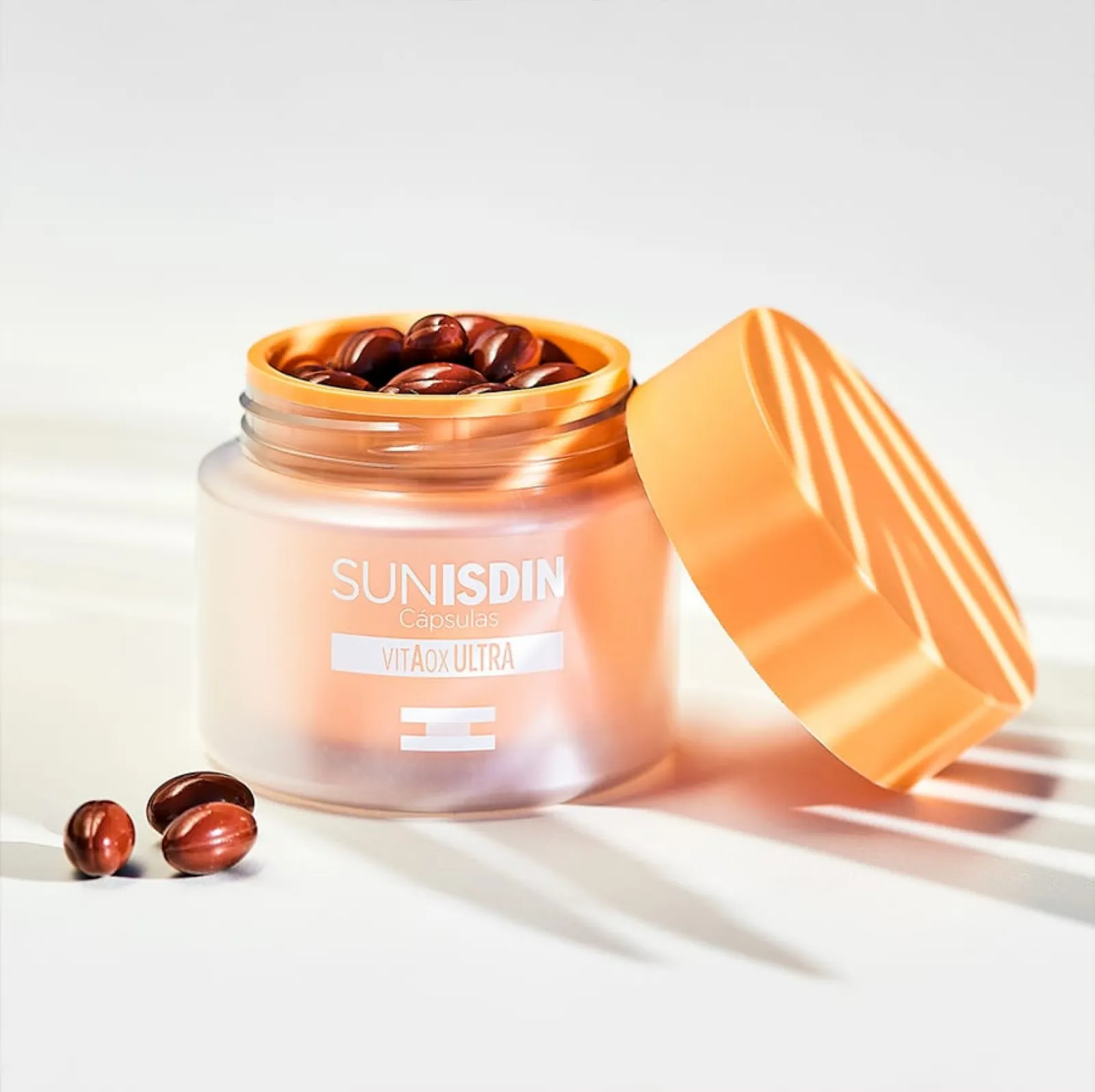 Isdin Sun Isdin Capsules Vitaox Ultra Food Supplement 30units 4 Isdin Sun Isdin Capsules Vitaox Ultra Food Supplement 30units - Image 2