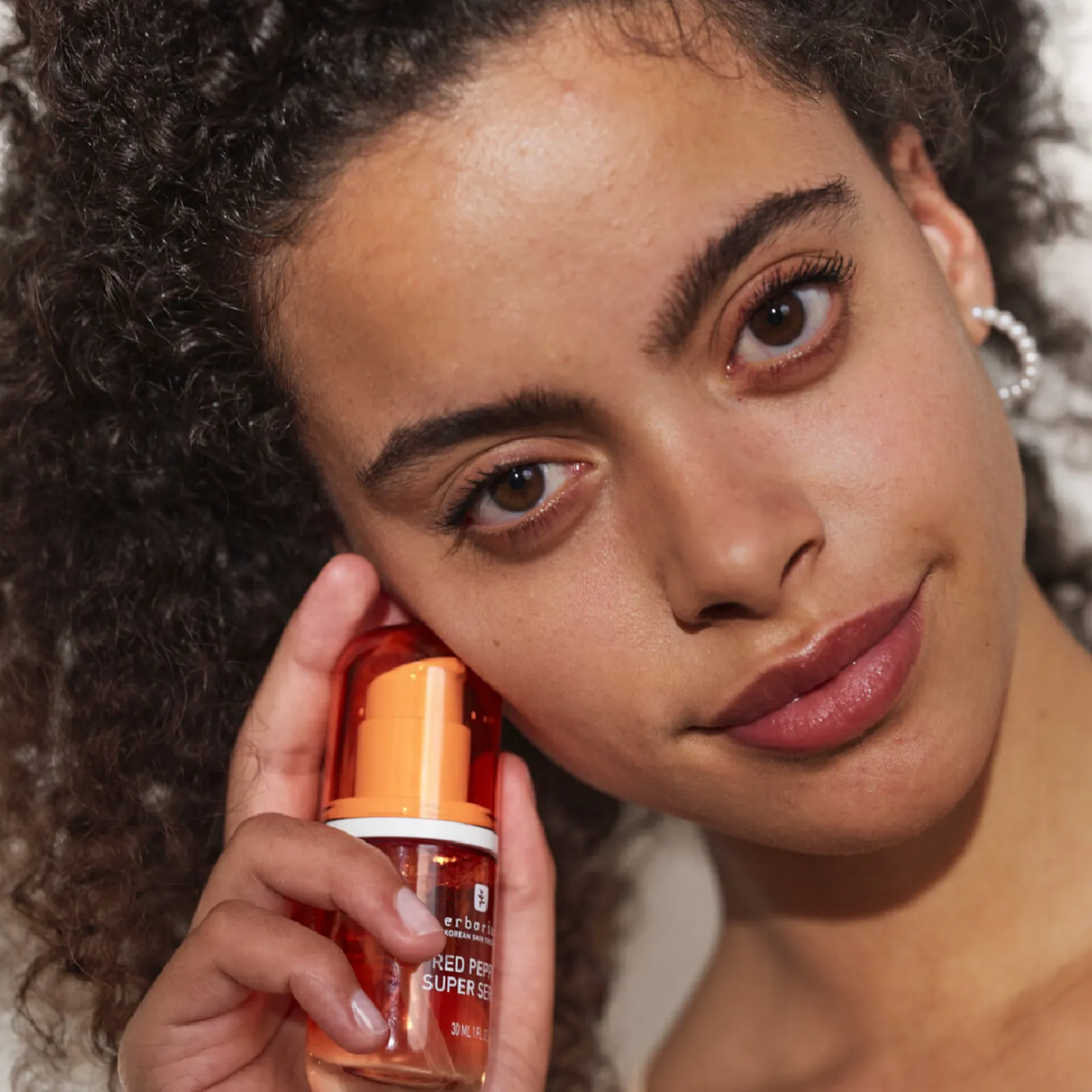 Erborian Red Pepper Super Serum Glow And Exfoliating Care 30ml 6 Erborian Red Pepper Super Serum Glow And Exfoliating Care 30ml - Image 4