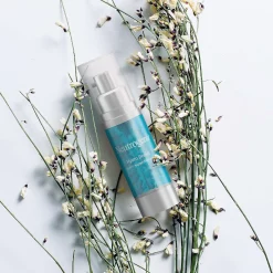 Neutrogena Hydro Boost Hyaluronic Acid Serum 30ml 1fl.oz 8 Neutrogena Hydro Boost Hyaluronic Acid Serum 30ml 1fl.oz -Ly-skin Sales Store Lyskin Neutrogena Hydra Boost Serum NTG00053 03