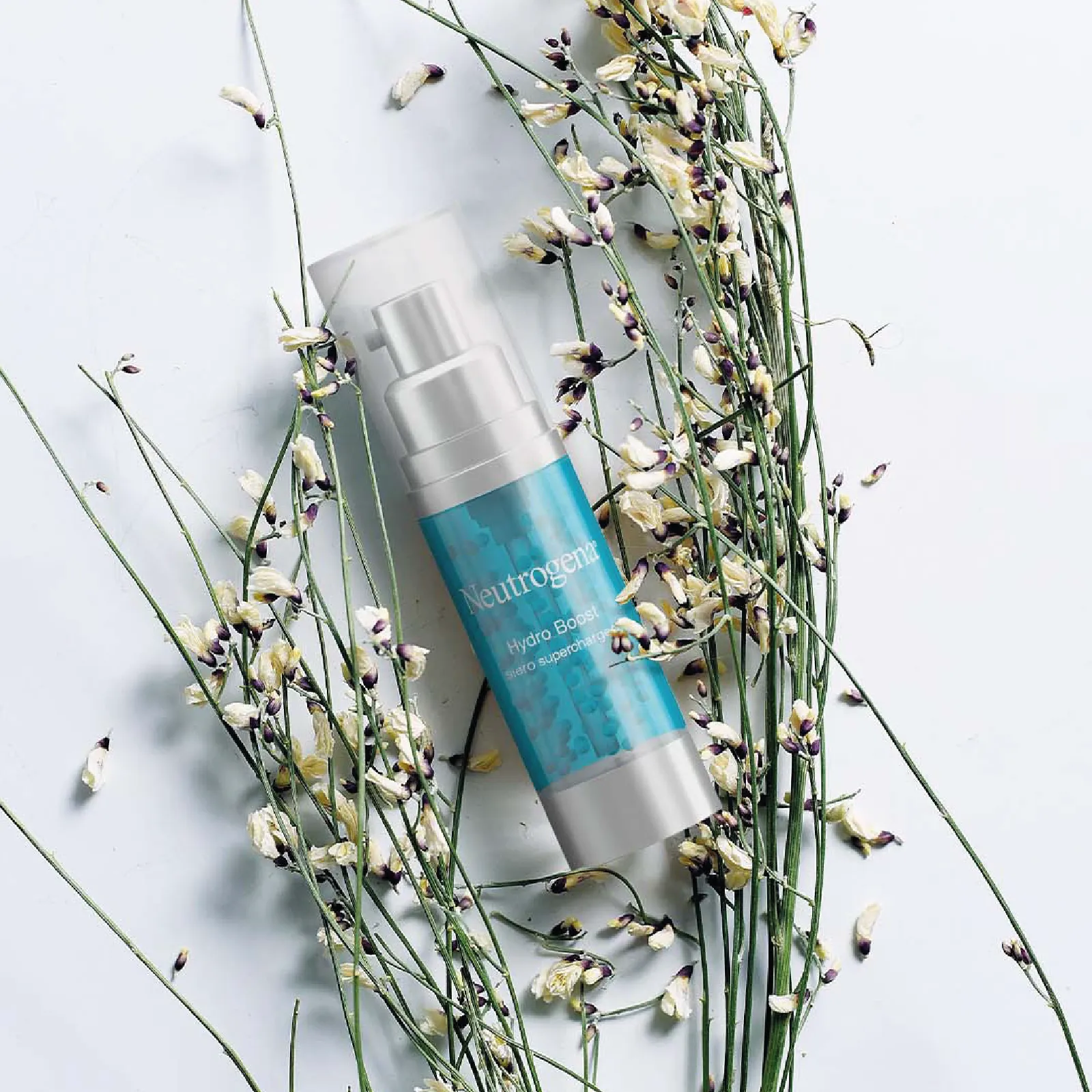 Neutrogena Hydro Boost Hyaluronic Acid Serum 30ml 1fl.oz 5 Neutrogena Hydro Boost Hyaluronic Acid Serum 30ml 1fl.oz - Image 3