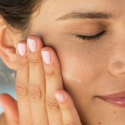 Isdin Fotoprotector Fusion Water Spf50 Facial Sunscreen Oil-free 50ml 1.67fl.oz 9 Isdin Fotoprotector Fusion Water Spf50 Facial Sunscreen Oil-free 50ml 1.67fl.oz -Ly-skin Sales Store lyskin isdin ISD00097 3